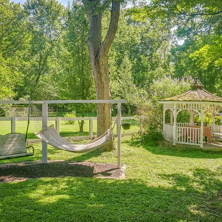 Nashville Getaway With Gazebo, 11 Mi To Downtown!